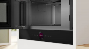 Bosch BFL7221B1 beépíthető mikrohullámú sütő fekete