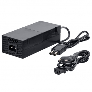 Akyga hálózati adapter (12V / 10.83A 135W) Xbox ONE-hoz (AK-PD-01)