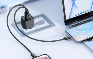 Mcdodo CH-4151 USB-A - USB-C GaN hálózati töltő adapter fekete