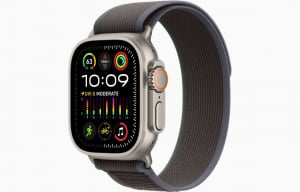 Apple Watch Ultra 2 GPS + Cellular 49mm titántok, kék-fekete terep pánt (M/L) (MRF63FD/A)