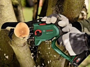 Bosch Home and Garden EasyChain Akkus láncfűrész akku nélkül (06008B8901)