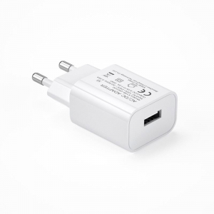 Hálózati töltő adapter USB-A 5V,1A (2020900)
