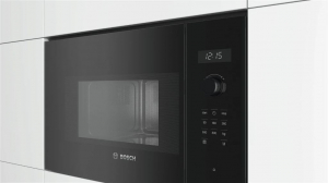 Bosch BFL524MB0 be&eacute;p&iacute;thető mikrohull&aacute;m&uacute; s&uuml;tő