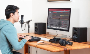 M-Audio BX3 BT hangszóró pár fekete (RMID061)