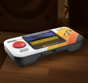 My Arcade DGUNL-7015 Atari Pocket Player Pro hordozhat&oacute; j&aacute;t&eacute;kkonzol