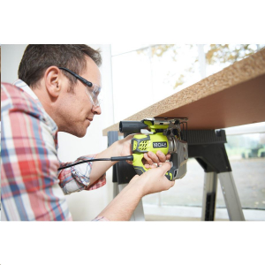 RYOBI RJS1050-K sz&uacute;r&oacute;fűr&eacute;sz 680W