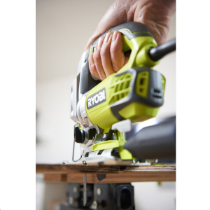 RYOBI RJS1050-K sz&uacute;r&oacute;fűr&eacute;sz 680W
