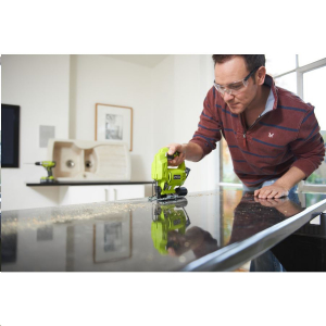 RYOBI RJS720-G sz&uacute;r&oacute;fűr&eacute;sz 500W