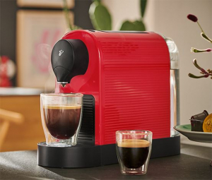 Tchibo Cafissimo Pure+ kapszulás kávéfőzőgép piros