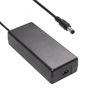 Akyga elektromos kerékpár töltő 54.6V / 2A 110W DC 5.5 x 2.1 mm (AK-EV-06)