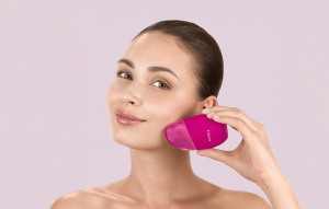 Geske 7in1 hideg és meleg arc és szemkörnyék masszírozó magenta (GK000700MG01)