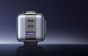 Ugreen Nexode RG 2xUSB-C + USB-A hálózati töltő (Robot GaN) 65W (25685B)