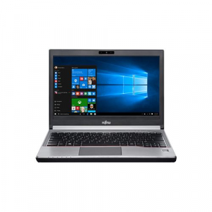 Fujitsu Lifebook E746 Laptop i5-6200U/8GB/240GB ezüst - felújított!