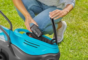 GARDENA akkumulátoros fűnyíró PowerMax 30/18V P4A solo, 18V (fekete/türkiz, akkumulátor és töltő nélkül, POWER FOR ALL ALLIANCE) (14630-55)