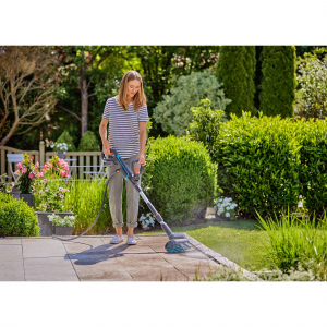 GARDENA akkumul&aacute;toros multi-tiszt&iacute;t&oacute; AquaBrush Patio 18V P4A solo, kem&eacute;nypadl&oacute;-tiszt&iacute;t&oacute; (sz&uuml;rke/t&uuml;rkiz, akkumul&aacute;tor &eacute;s t&ouml;ltő n&eacute;lk&uuml;l, POWER FOR ALL ALL