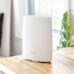 Netgear Orbi LBR20 AC2200 LTE router (LBR20-100EUS)