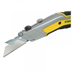 Stanley FMHT0-10288 FatMax EXO behúzható trapézpengés kés