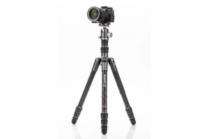 Benro FBAT 24C 4 szekci&oacute;s sz&eacute;nsz&aacute;las &aacute;llv&aacute;ny + VX25 &aacute;llv&aacute;ny fej szett