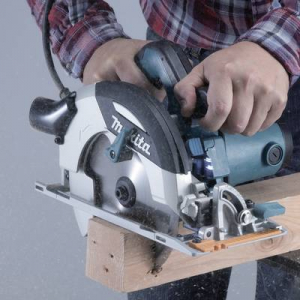 Makita  Kézi körfűrész Hordtáskával 1400 W (HS7101J1)