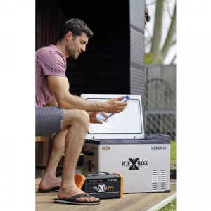 Cross Tools  ICEBOX 40 Hűtőláda EEK: F (A - G) Kompresszor 230 V, 24 V, 12 V Ezüst (matt), Fekete 37 l (68061)