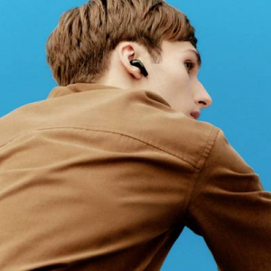 Sudio  E3 In Ear headset Bluetooth® Stereo Fekete Noise Cancelling Headset, Töltőtok, Érintéses vezérlés (E3BLK)
