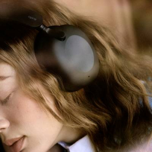 Sudio  K2 Over Ear headset Bluetooth&reg; Stereo Fekete Noise Cancelling Headset, &Eacute;rint&eacute;ses vez&eacute;rl&eacute;s (K2BLK)