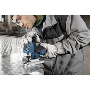 Bosch Professional  GST 150 CE Beszúró fűrész (0601512003) Hordtáskával 780 W