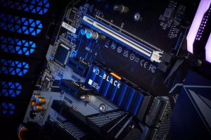 4TB WD Black SN850X M.2 SSD meghajtó hűtőbordával (WDS400T2XHE)