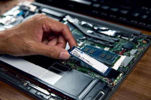 4TB Kingston SSD M.2 NVMe NV3 meghajtó (SNV3S/4000G)