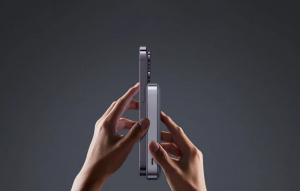 UGREEN PB206 Magnetic Power Bank 10000mAh sz&uuml;rke (15086)