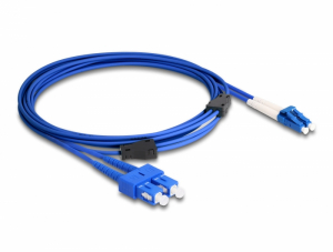 Delock Optikai k&aacute;bel f&eacute;m megerős&iacute;t&eacute;ssel LC Duplex - SC Duplex szimpla OS2 1 m (87922)