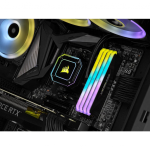 16GB 4000MHz DDR4 RAM Corsair Vengeance RGB RT (2x8GB) (CMN16GX4M2Z4000C18)