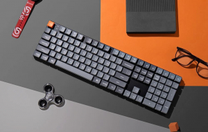 Keychron K5 Max QMK/VIA alacsony profilú vezeték nélküli mechanikus billentyűzet (K5M-A3)
