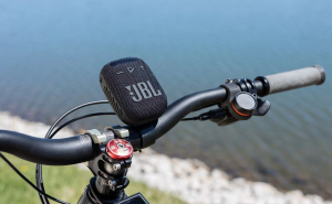 JBL Wind 3 kerékpárra rögzíthető Bluetooth hangszóró fekete (JBLWIND3BLK)