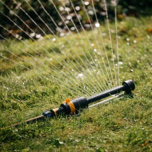 Fiskars 1070835 Solid oszcilláló esőztető (M)