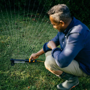 Fiskars 1070835 Solid oszcilláló esőztető (M)