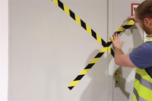 Durable Duraline jel&ouml;lőszalag 5cm x 33m fekete-s&aacute;rga (1044130)