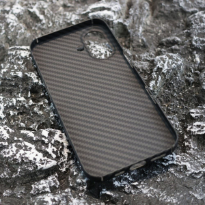 Cellect iPhone 16 Aramid karbon tok fekete (CEL-CARB-IPH16-BK)
