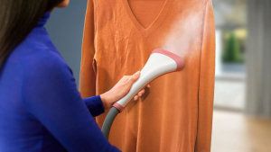 Philips 1000 Series &aacute;ll&oacute; ruhagőz&ouml;lő halv&aacute;nypiros (STE1020/40)