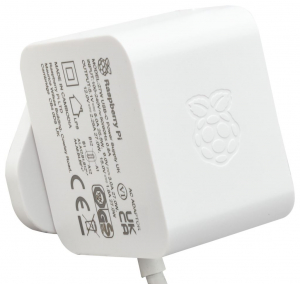 Raspberry Pi 5 USB-C t&aacute;pegys&eacute;g 27W feh&eacute;r (SC1152)