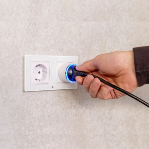 Shelly Plug S (Gen3) Wi-Fi + Bluetooth okoskonnektor feh&eacute;r (PLUSSW-R3)