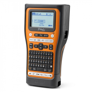 Brother PT-E560BTSP villanyszerelő c&iacute;mkek&eacute;szlet be&eacute;p&iacute;tett Bluetooth csatlakoz&aacute;ssal