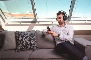 Philips Fidelio fejhallgató fekete  (X2HR/00)