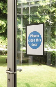 Durable Duraframe A4 infokeret &ouml;ntapad&oacute; h&aacute;ttal fekete 1db (489901)