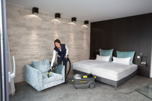 Karcher Puzzi 10/1 kárpit tisztító (1.100-138.0)