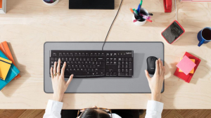 Logitech K120 angol billentyűzet fekete (920-002508)