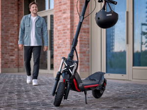 Segway Ninebot Kickscooter ZT3 Pro E elektromos roller fekete (AA.05.18.01.0001)