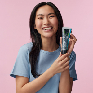 Biomed Charcoal fogkr&eacute;m 75ml