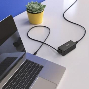 Hama univerz&aacute;lis Notebook t&ouml;ltő Type-C Gan "PD" 5-20V,100W (00200024)
