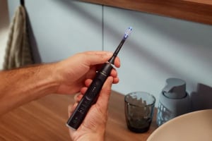Philips Sonicare 7100 elektromos fogkefe fekete (HX7429/03)